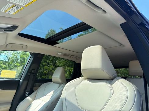 Used 2023 INFINITI QX60 Luxe w/ Cargo Package AWD/4WD image 38