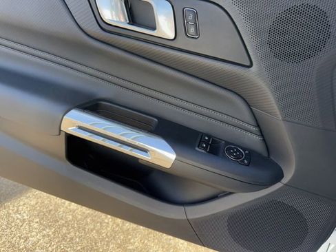 Used 2025 Ford Mustang GT Premium image 47