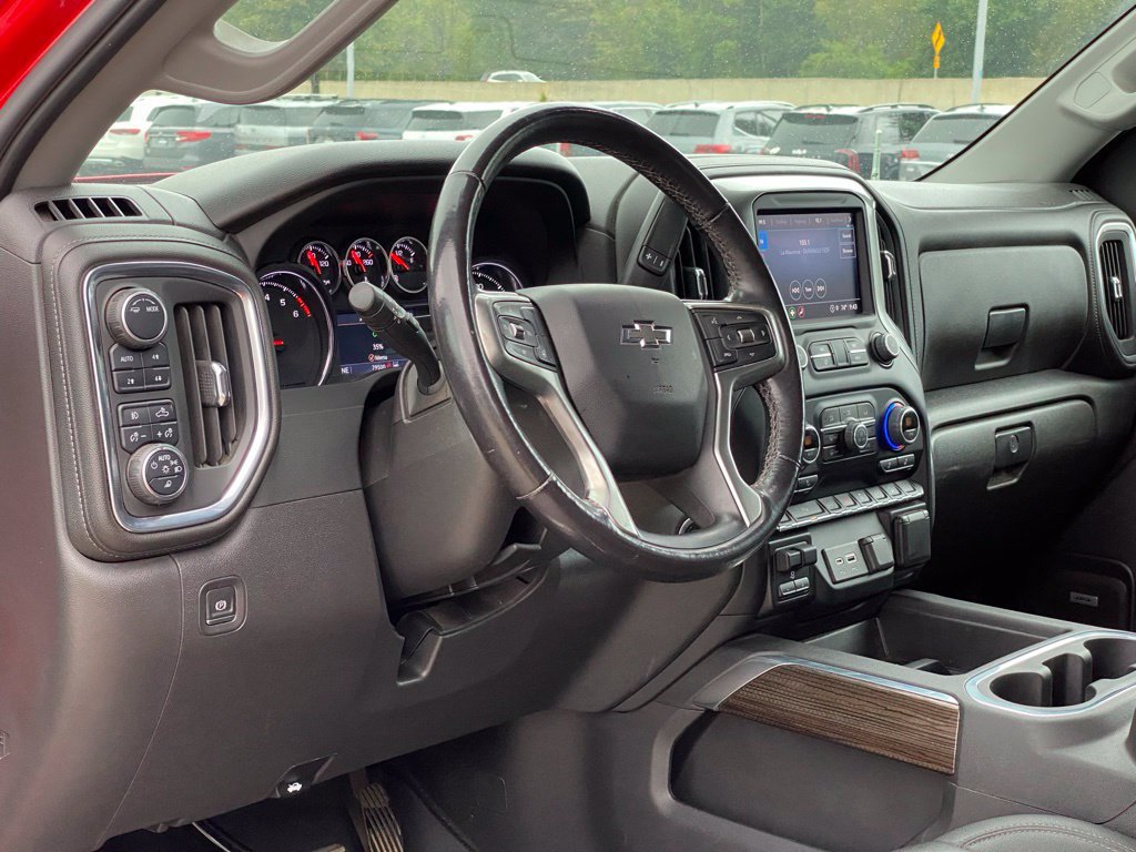 Used 2022 Chevrolet Silverado 1500 LT Trail Boss w/ LT Trail Boss Premium Package AWD/4WD image 10