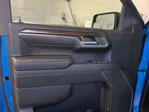 Used 2023 GMC Sierra 1500 Elevation RWD image 12
