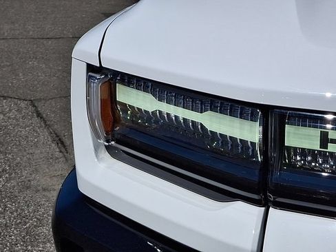 Used 2025 GMC Hummer EV 3X AWD/4WD image 28