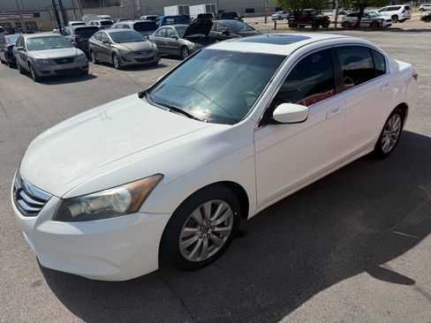 Used 2011 Honda Accord EX image 17
