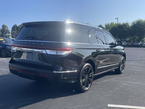 Used 2022 Lincoln Navigator L Reserve AWD/4WD image 7