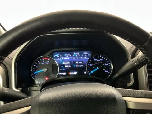 Used 2019 Ford F250 Lariat w/ Lariat Value Package AWD/4WD image 10