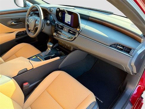 New 2025 Lexus ES 350 w/ Premium Package image 14