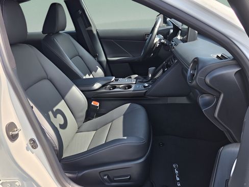 Certified 2025 Lexus IS 300 w/ Premium Package RWD image 15