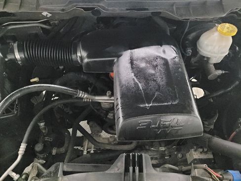 Used 2018 RAM 1500 Express w/ Express Value Package RWD image 30
