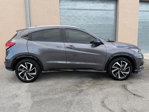 Used 2020 Honda HR-V Sport image 5