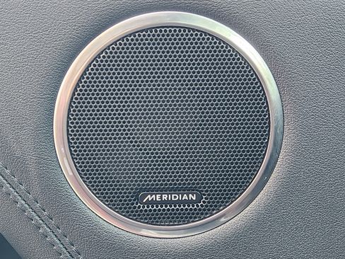 Used 2019 Land Rover Range Rover Long Wheelbase Supercharged image 21