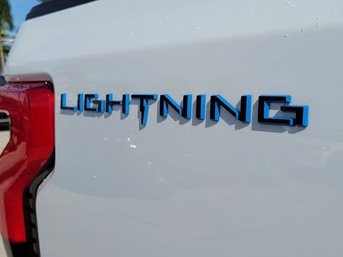 Certified 2025 Ford F150 Lightning Flash AWD/4WD image 9