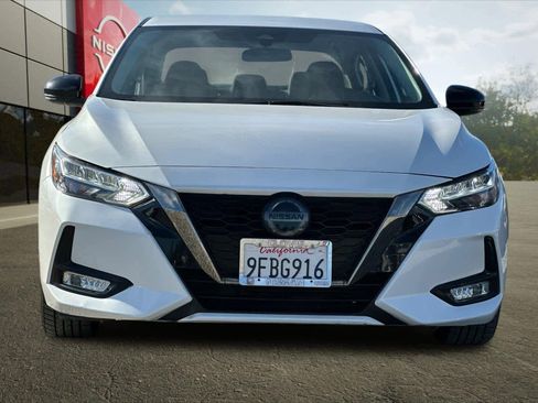 Used 2022 Nissan Sentra SR w/ Lighting Package image 11