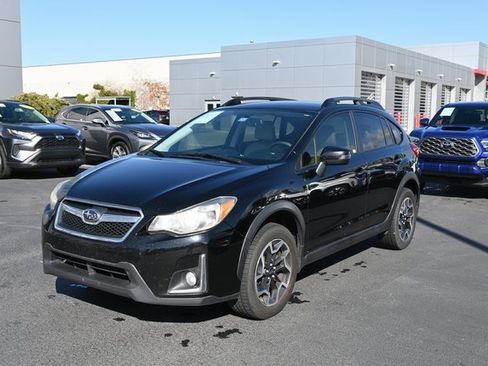 Used 2016 Subaru Crosstrek 2.0i Limited image 3