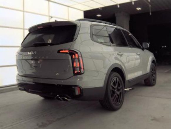 Used 2024 Kia Telluride SX X-Line AWD/4WD image 2
