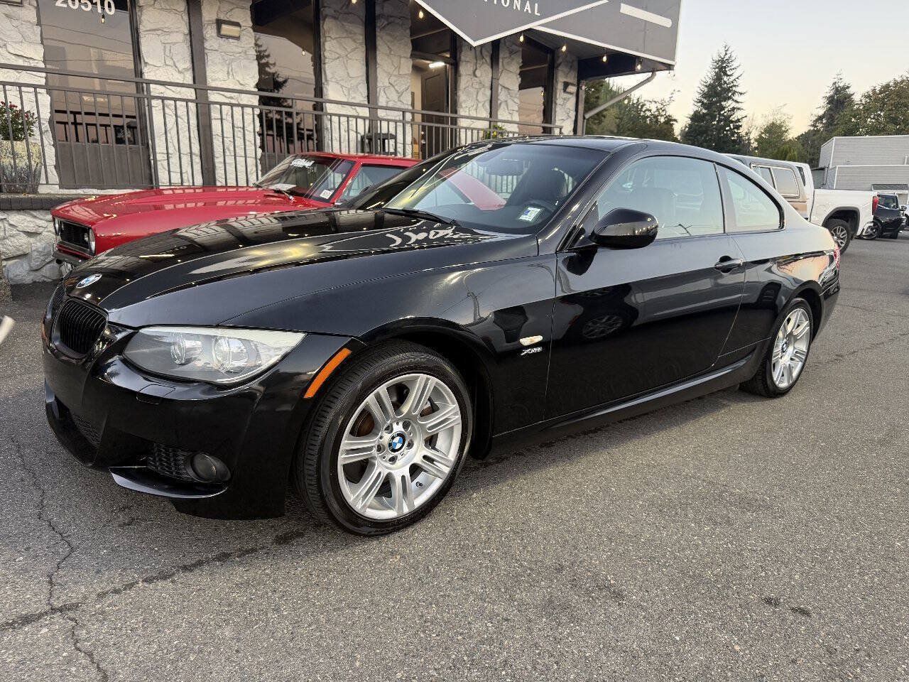 Used 2013 BMW 335i xDrive Coupe AWD/4WD image 1