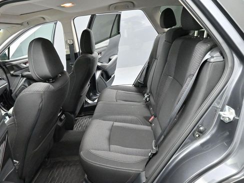 Used 2022 Subaru Outback Premium AWD/4WD image 17