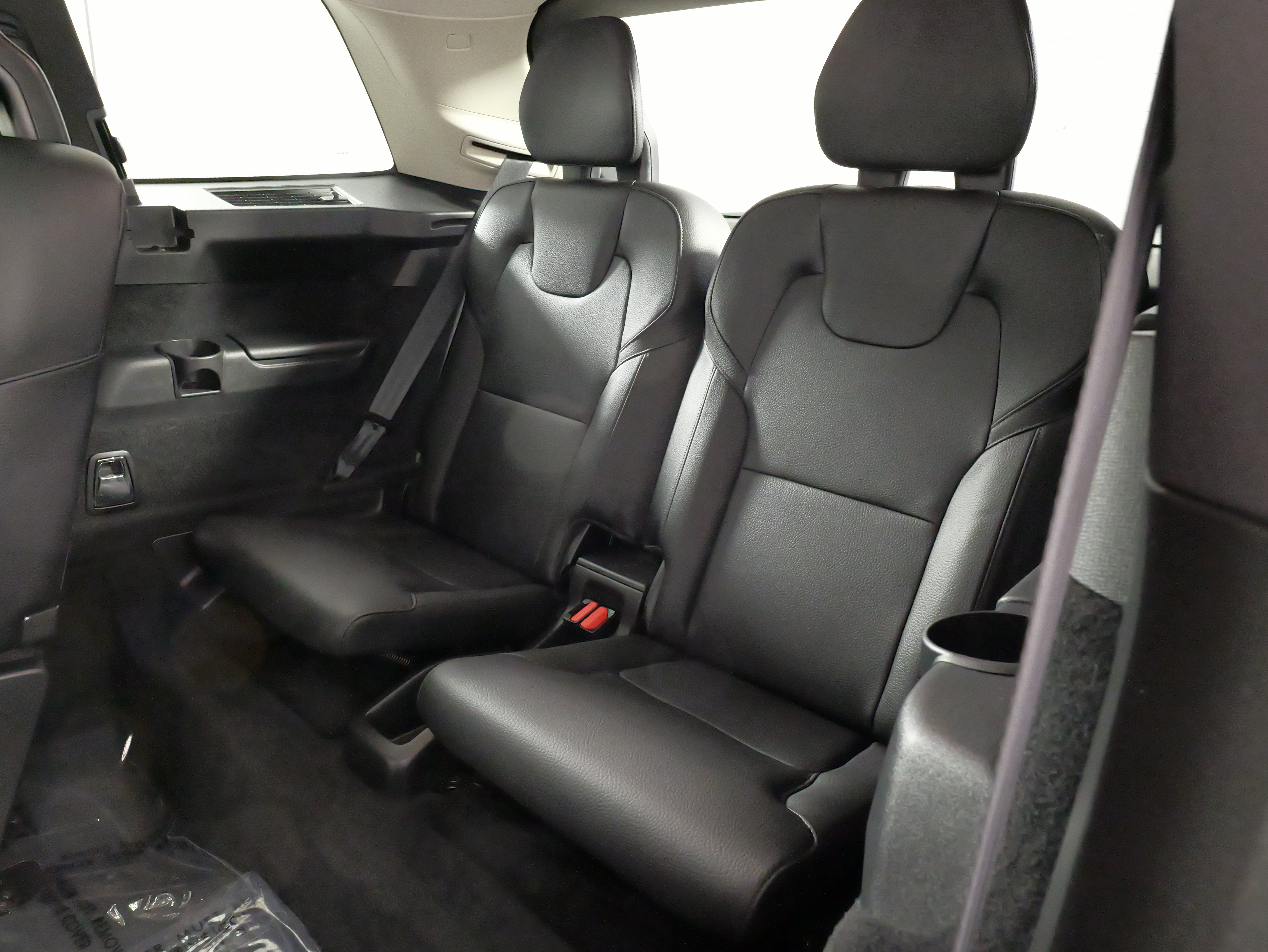 Used 2021 Volvo XC90 T8 Inscription Expression w/ Protection Package Premier AWD/4WD image 35