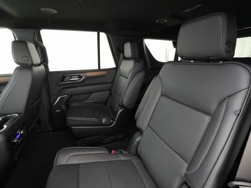 Certified 2025 GMC Yukon Denali image 22