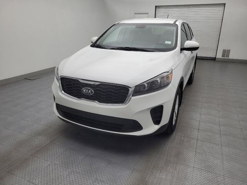 Used 2019 Kia Sorento LX FWD image 15