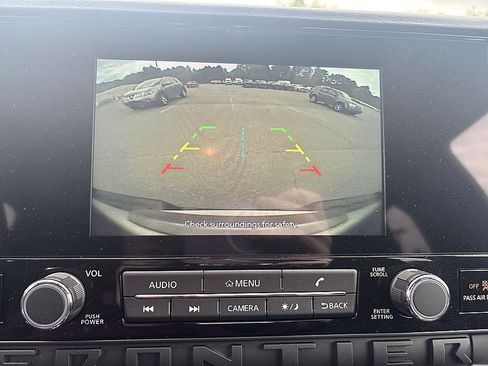 Certified 2025 Nissan Frontier S AWD/4WD image 7