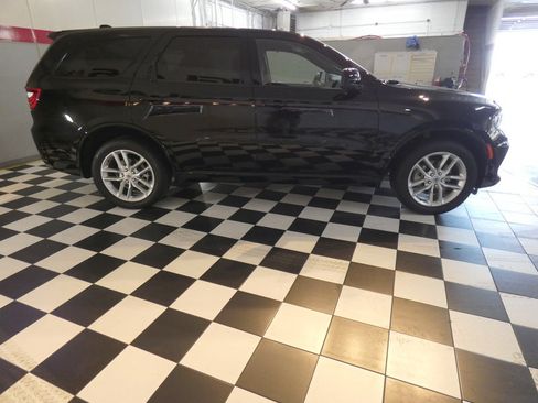 Used 2024 Dodge Durango GT w/ Trailer Tow Group IV image 4