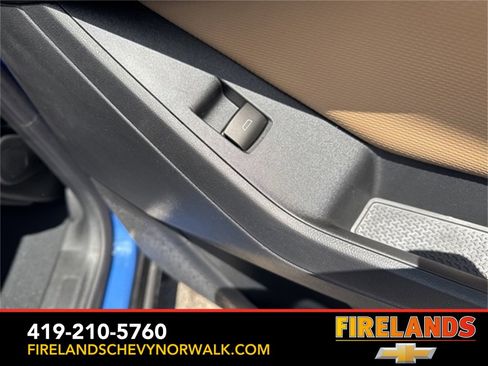 New 2025 Chevrolet Equinox ACTIV image 45