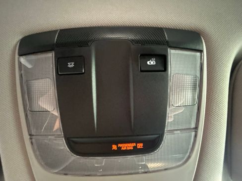 Used 2023 Kia Sorento LX AWD/4WD image 30