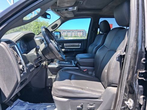 Used 2011 RAM 1500 Laramie AWD/4WD image 17