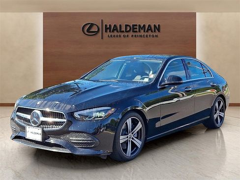 Used 2022 Mercedes-Benz C 300 4MATIC Sedan image 3