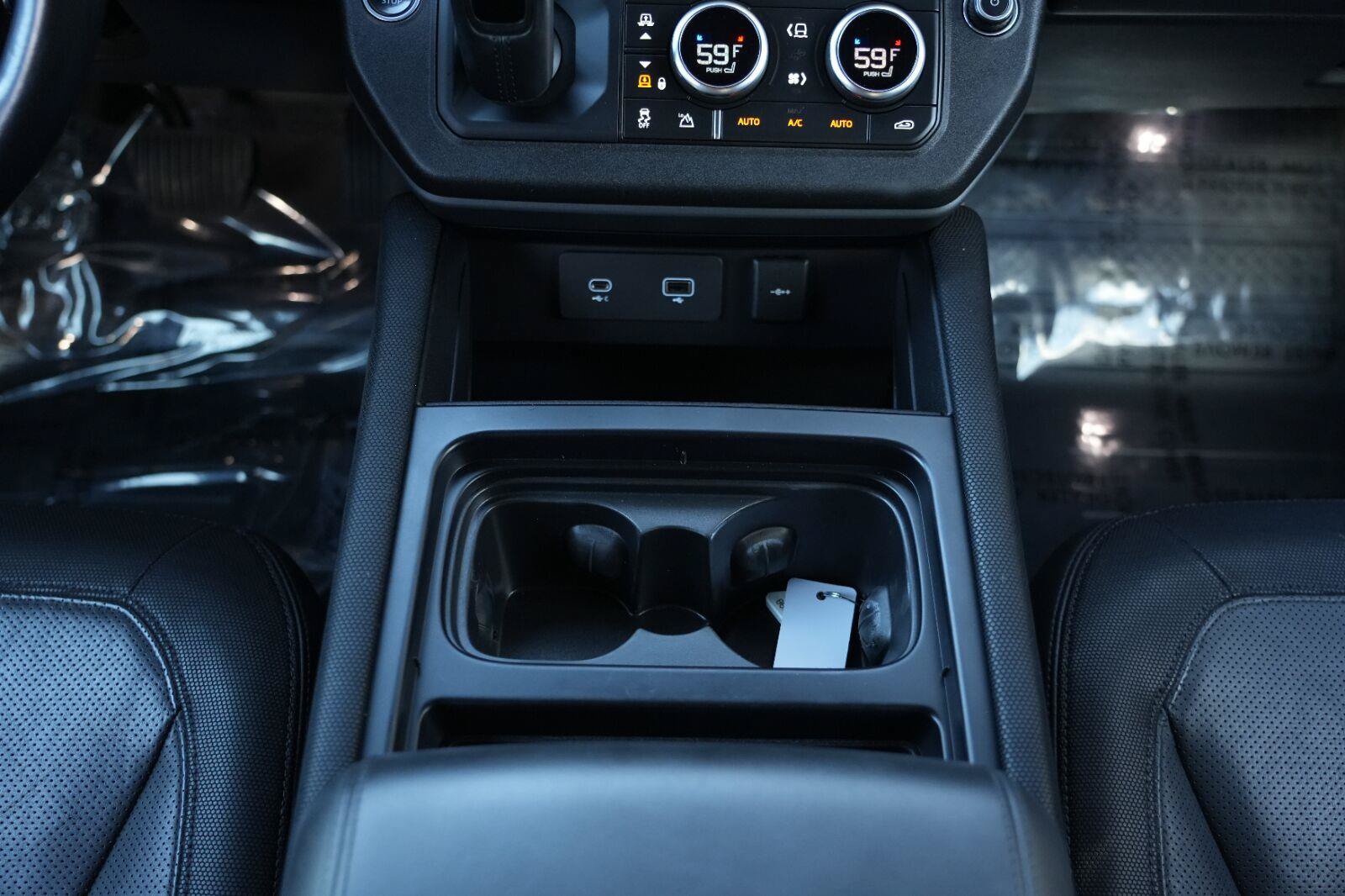 Used 2022 Land Rover Defender 110 X-Dynamic HSE AWD/4WD image 26