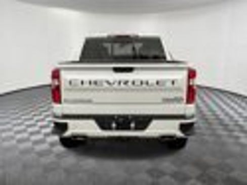 Used 2022 Chevrolet Silverado 1500 High Country w/ LPO, Dark Essentials Package AWD/4WD image 5
