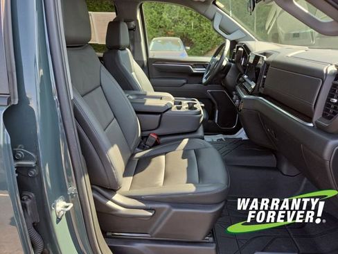 Used 2025 Chevrolet Silverado 1500 LT w/ Leather Package AWD/4WD image 14