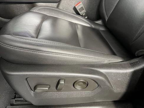 Used 2024 Chevrolet Tahoe LT image 23