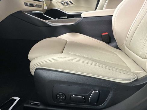 New 2026 BMW 330i xDrive Sedan w/ Premium Package image 12