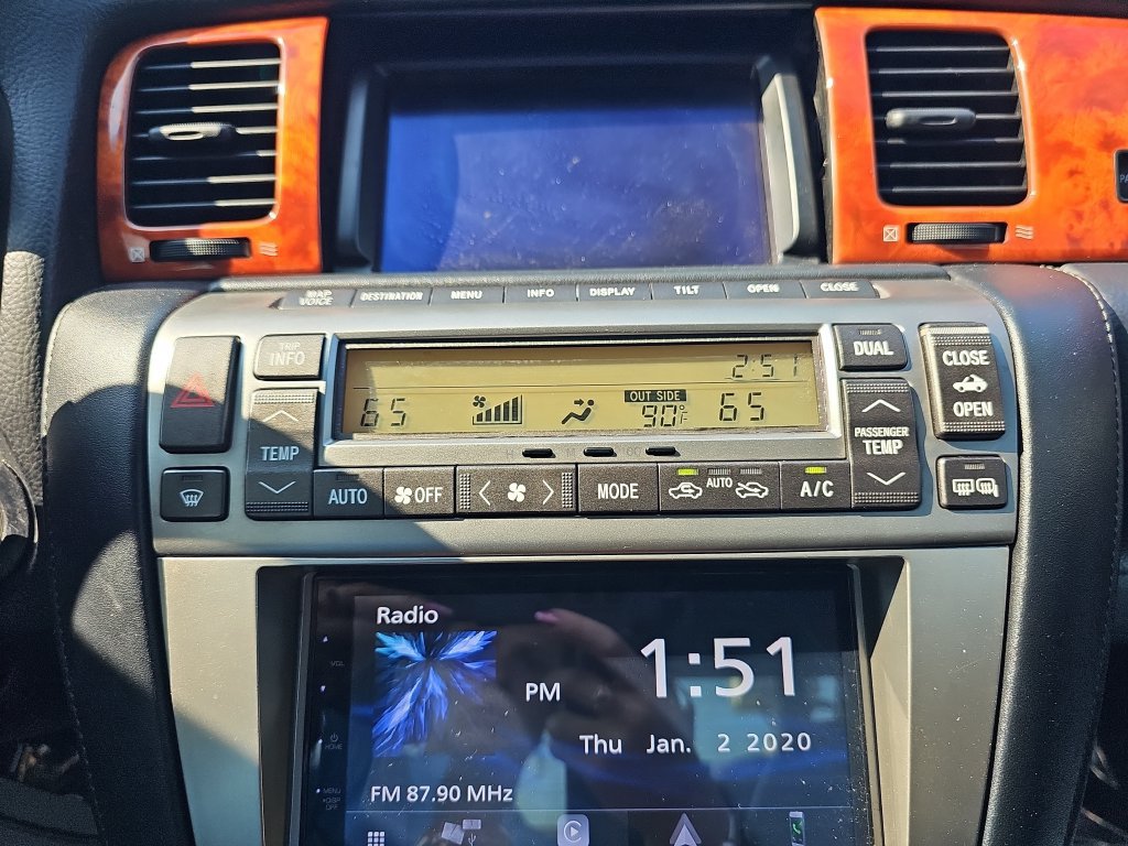 Used 2006 Lexus SC 430 Convertible RWD image 22