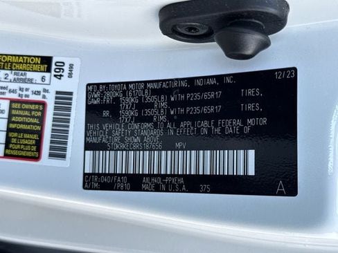 Used 2024 Toyota Sienna LE image 34