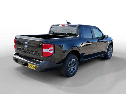 New 2026 Ford Maverick XLT FWD image 5