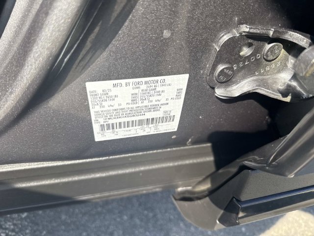 Used 2025 Ford Explorer ST-Line AWD/4WD image 25