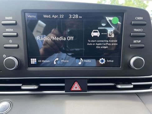 New 2026 Hyundai Elantra SEL Sport Premium FWD image 13
