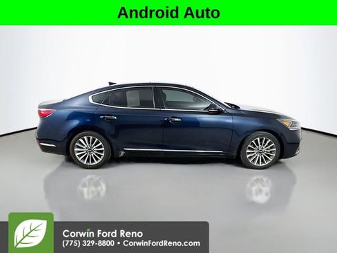 Used 2017 Kia Cadenza Premium w/ Luxury Package image 8