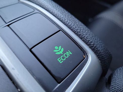 Used 2017 Honda Civic LX image 29