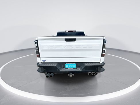 Used 2022 Chevrolet Silverado 1500 LT Trail Boss w/ Safety Package AWD/4WD image 7