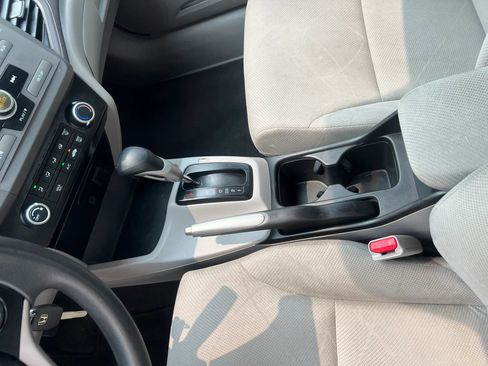 Used 2012 Honda Civic LX image 14