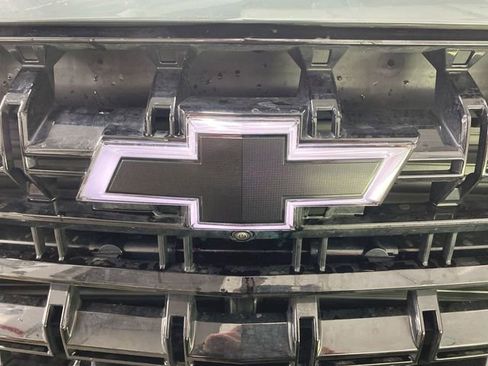 Used 2025 Chevrolet Tahoe Z71 w/ Comfort Package image 31