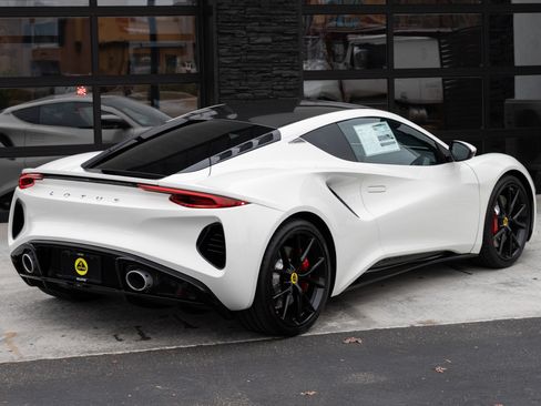 Used 2024 Lotus Emira First Edition image 11