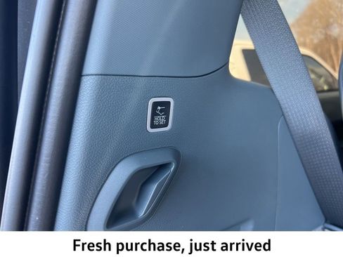 Used 2022 Jeep Grand Wagoneer Series II w/ Premium Group II image 10