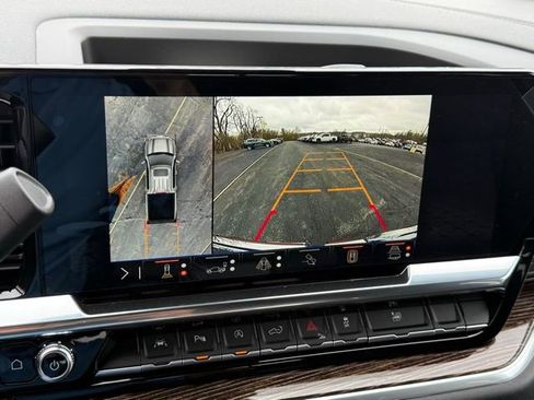 New 2026 GMC Sierra 1500 SLE w/ Preferred Package AWD/4WD image 36