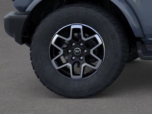 New 2025 Ford Bronco Outer Banks image 21