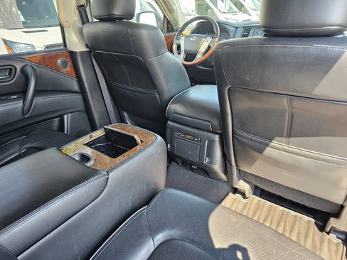 Used 2019 INFINITI QX80 Luxe w/ Proassist Package AWD/4WD image 17