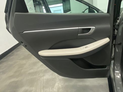 Used 2022 Hyundai Sonata SEL w/ Convenience Package image 41