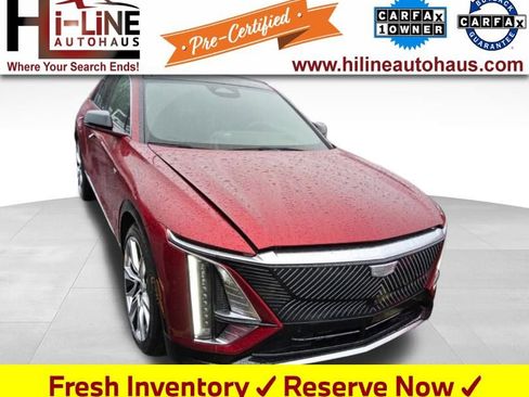 Used 2024 Cadillac Lyriq Luxury w/ LPO, Floor Liner Package image 1